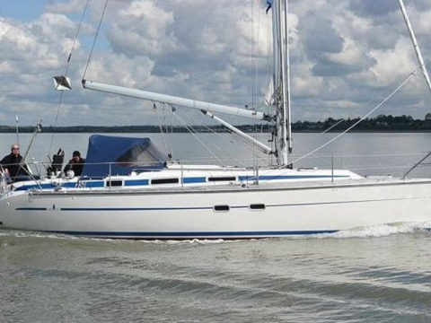 Bavaria 35 (фото 5)