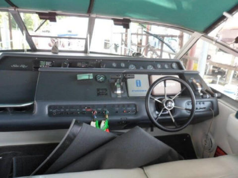 Sea Ray 330 sundancer (фото 8)